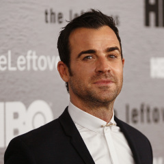 Justin Theroux in Mute