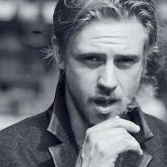 Boyd Holbrook nel reboot di Predator