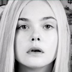 Elle Fanning in un horror al femminile