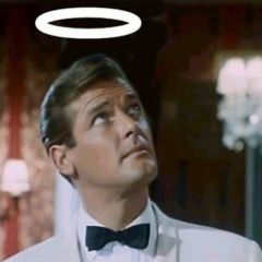 La morte di Roger Moore